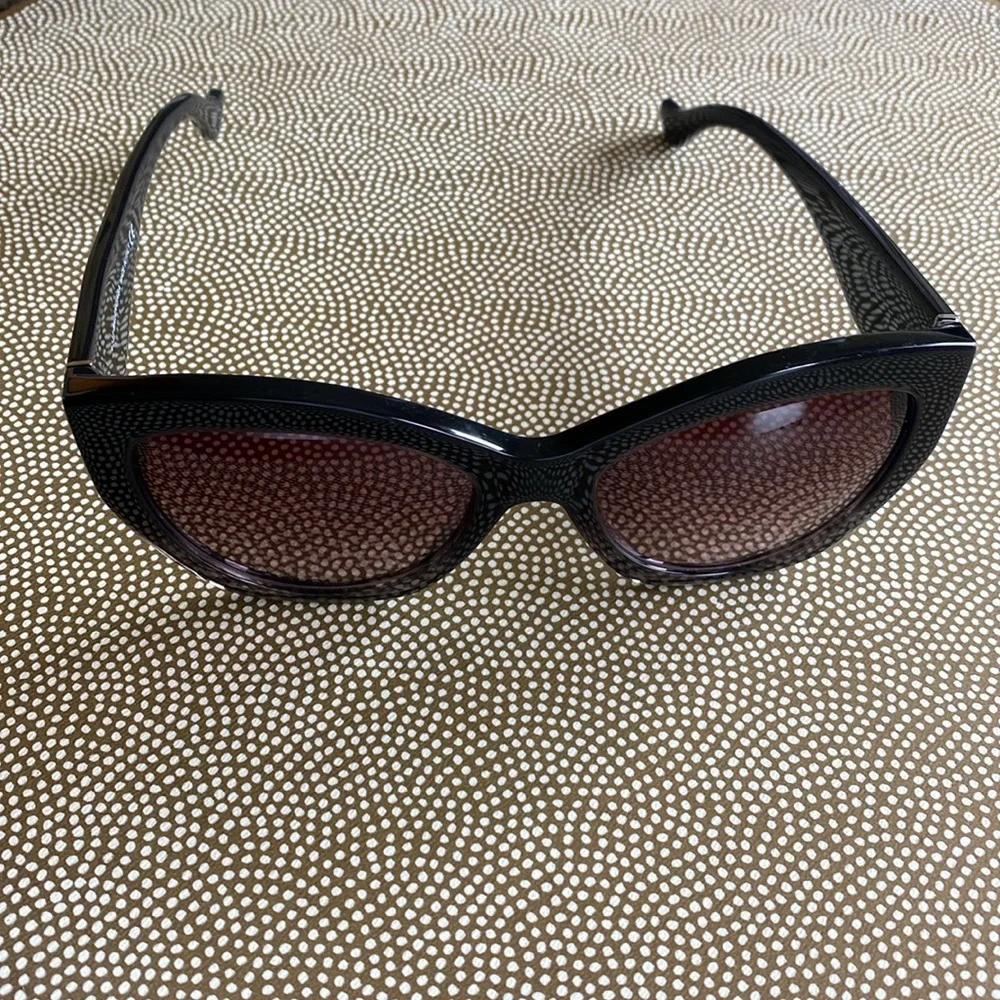 Balenciaga Large Cat Eye Sunglasses Made In Italy Black